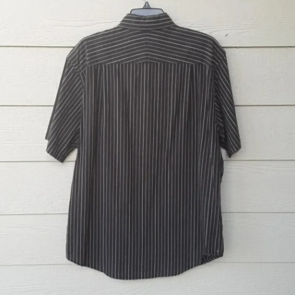 MEN'S Bundle of Two Short Sleeve Van Heusen Studio Shirts - Picture 6 of 7
